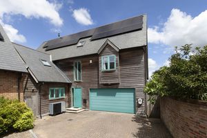 Front Aspect_5DP- click for photo gallery